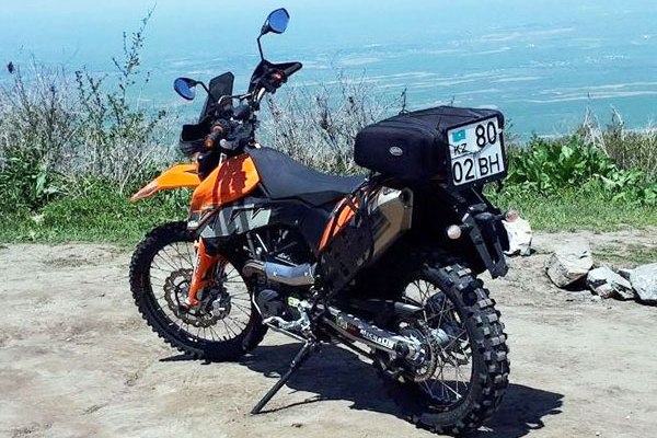 KTM 690 R