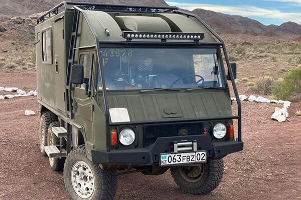 Внедорожник Steyr-Puch Pinzgauer 6x6