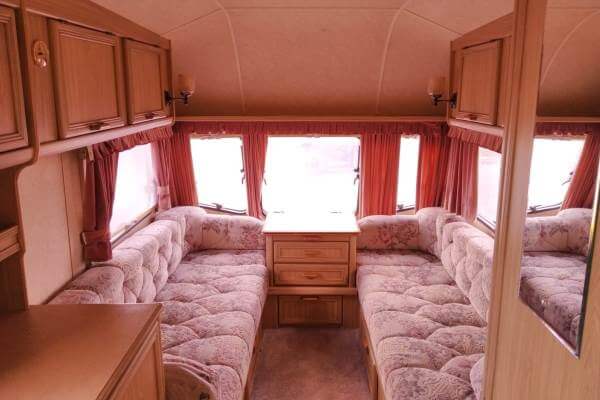 LUNAR METEOR Caravan: interior
