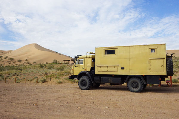 Guided Campervan Tour to Singing Dune