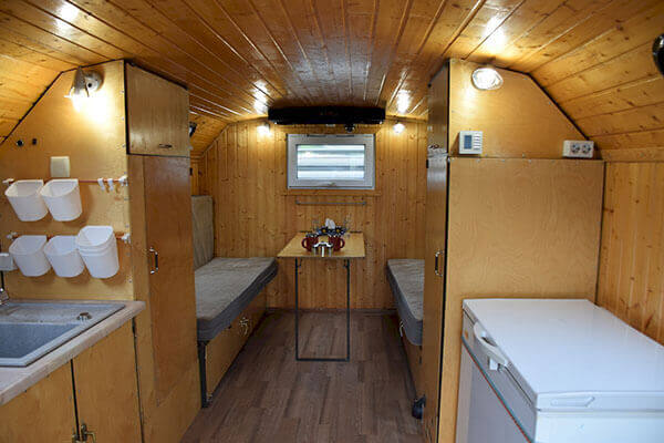 Altyn-Emel: Motorhomes