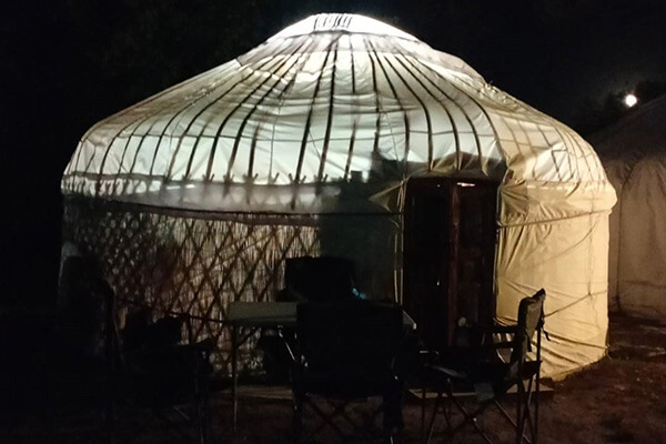 Altyn-Emel: Yurt