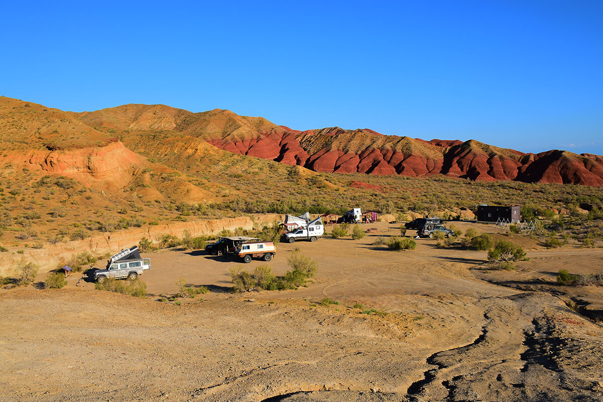 Алтын-Эмель: дороги